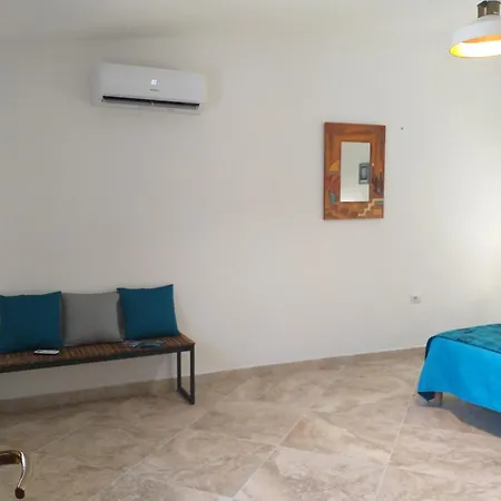Ferienhaus Jannarita *